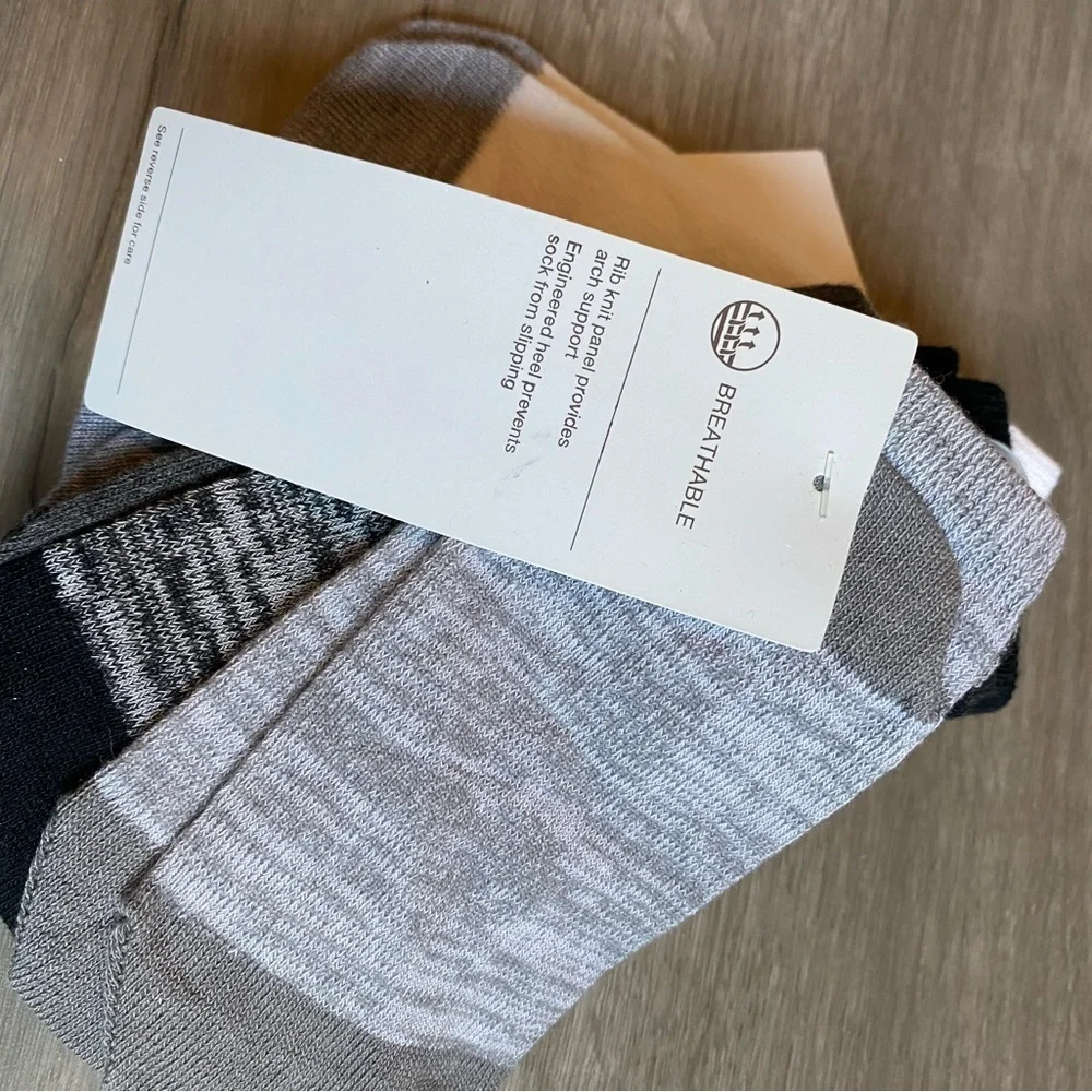 New Zella Girls Socks